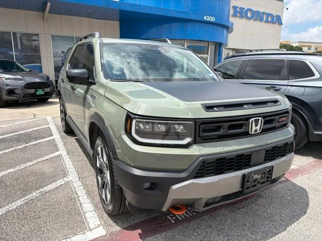 Certified Used 2026 Green Metallic Honda TrailSport Elite image 4