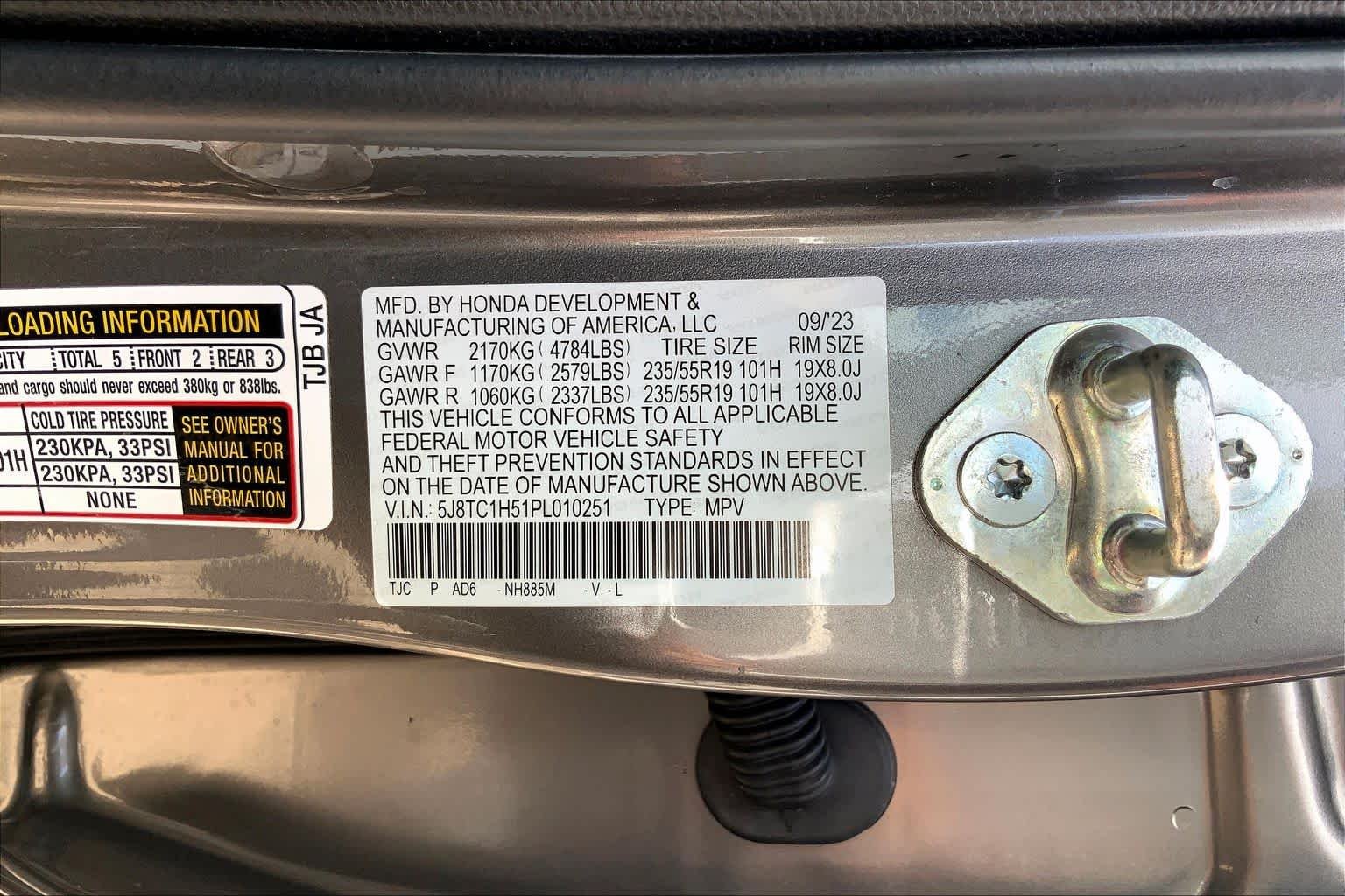 Used 2023 Liquid Carbon Metallic Acura w/Technology Package image 36