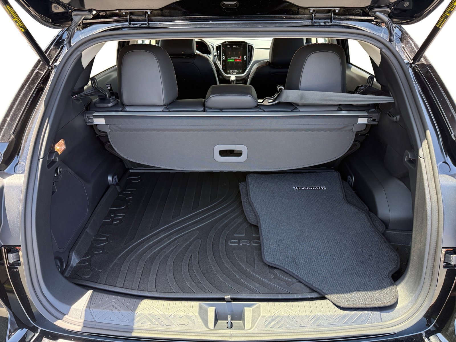 New 2026 CRYSTAL BLACK SILICA Subaru Limited Hybrid image 17