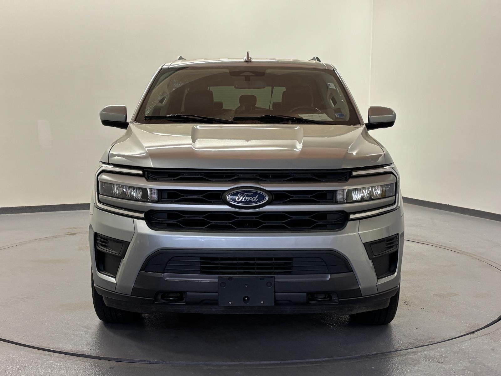 Used 2022 Iconic Silver Metallic Ford XLT image 3