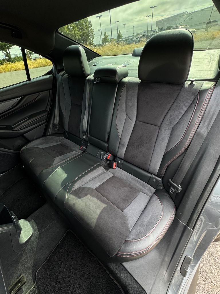 Used 2022 Magnetite Gray Metallic Subaru Limited image 18