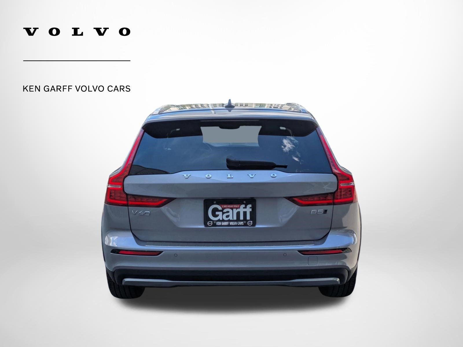 2026 Volvo V60 Cross Country Plus - Photo 4