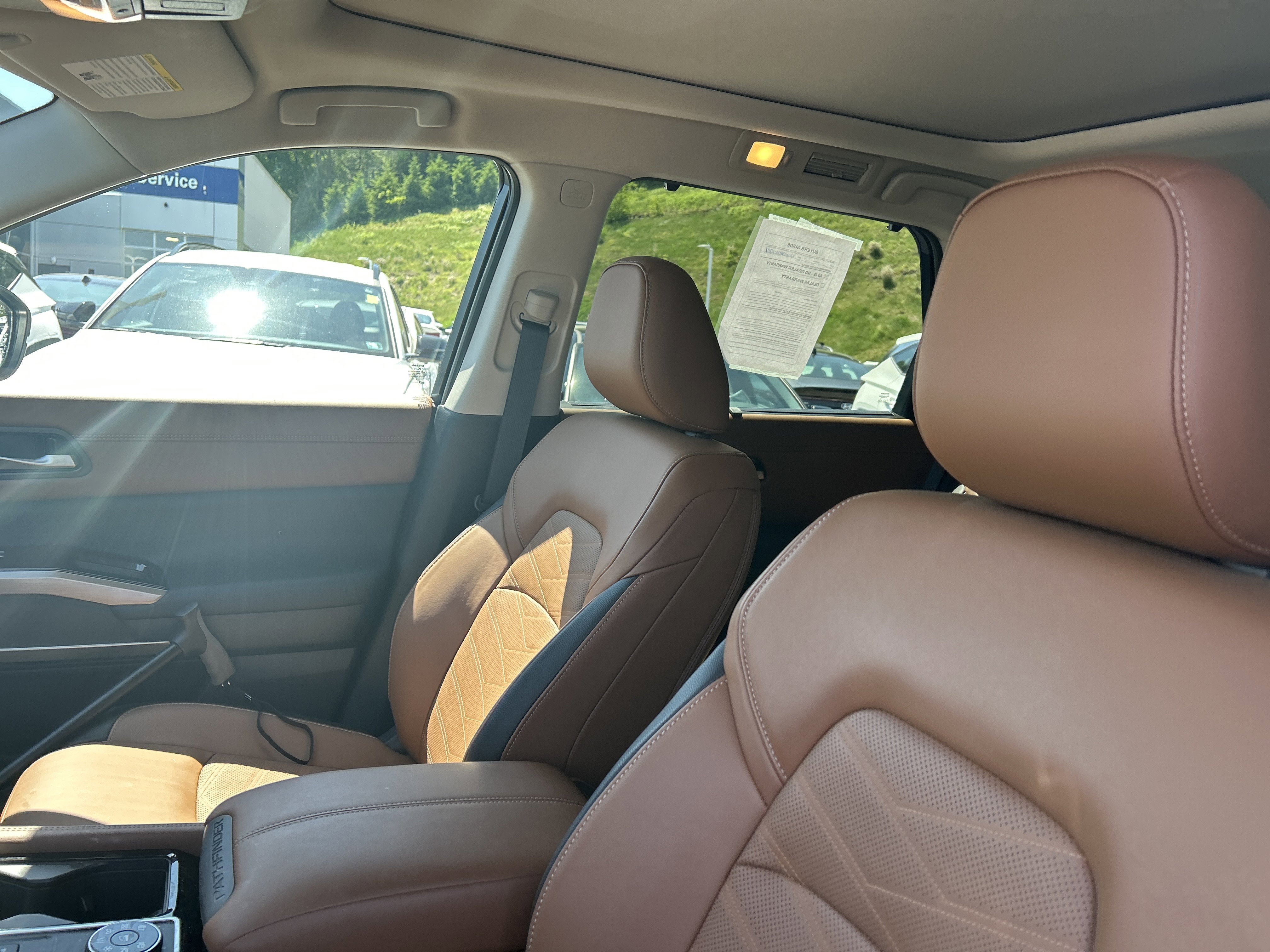 2025 Nissan Pathfinder Platinum - Photo 21