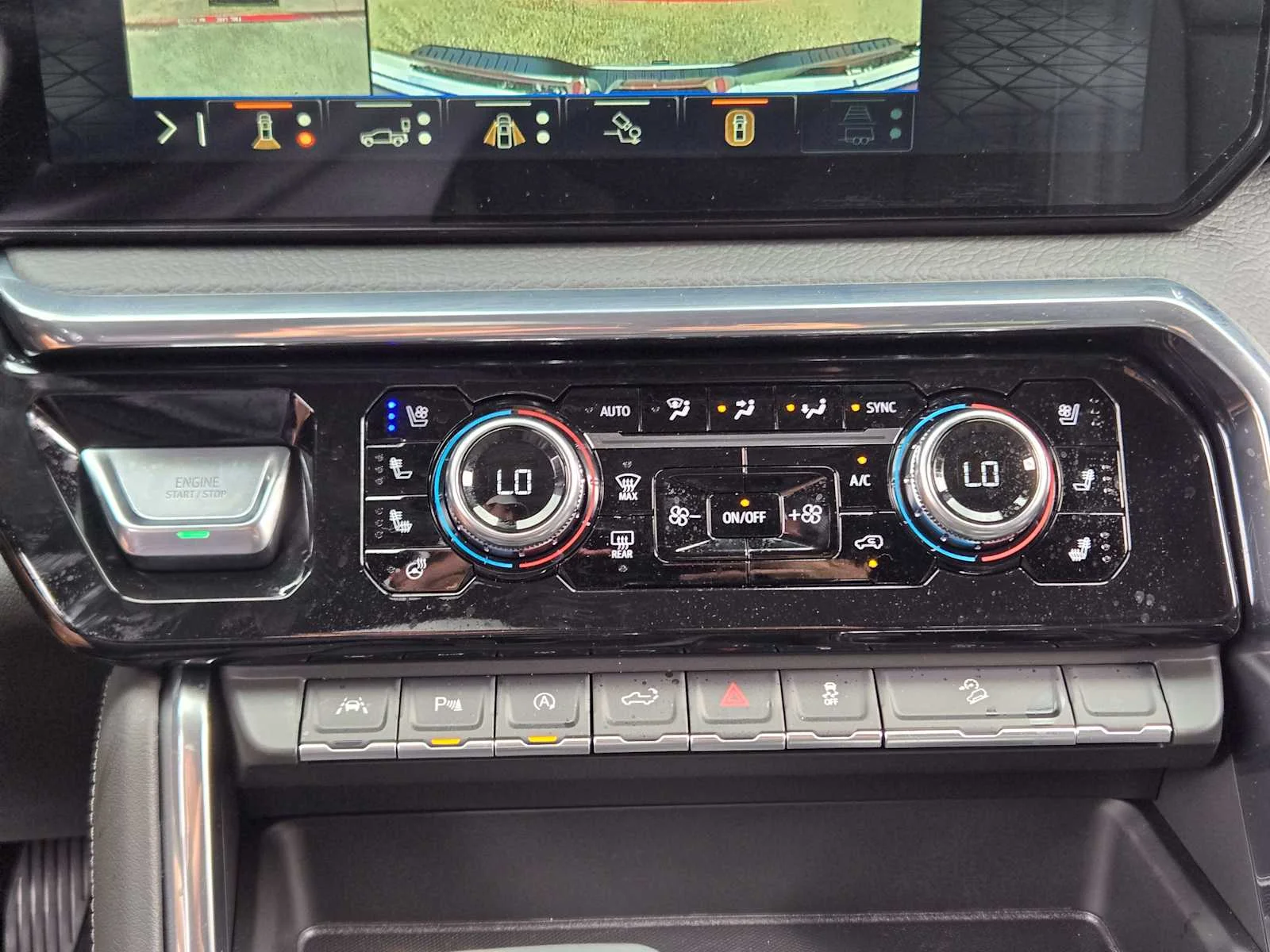 2026 GMC Sierra 1500 Denali - Photo 13