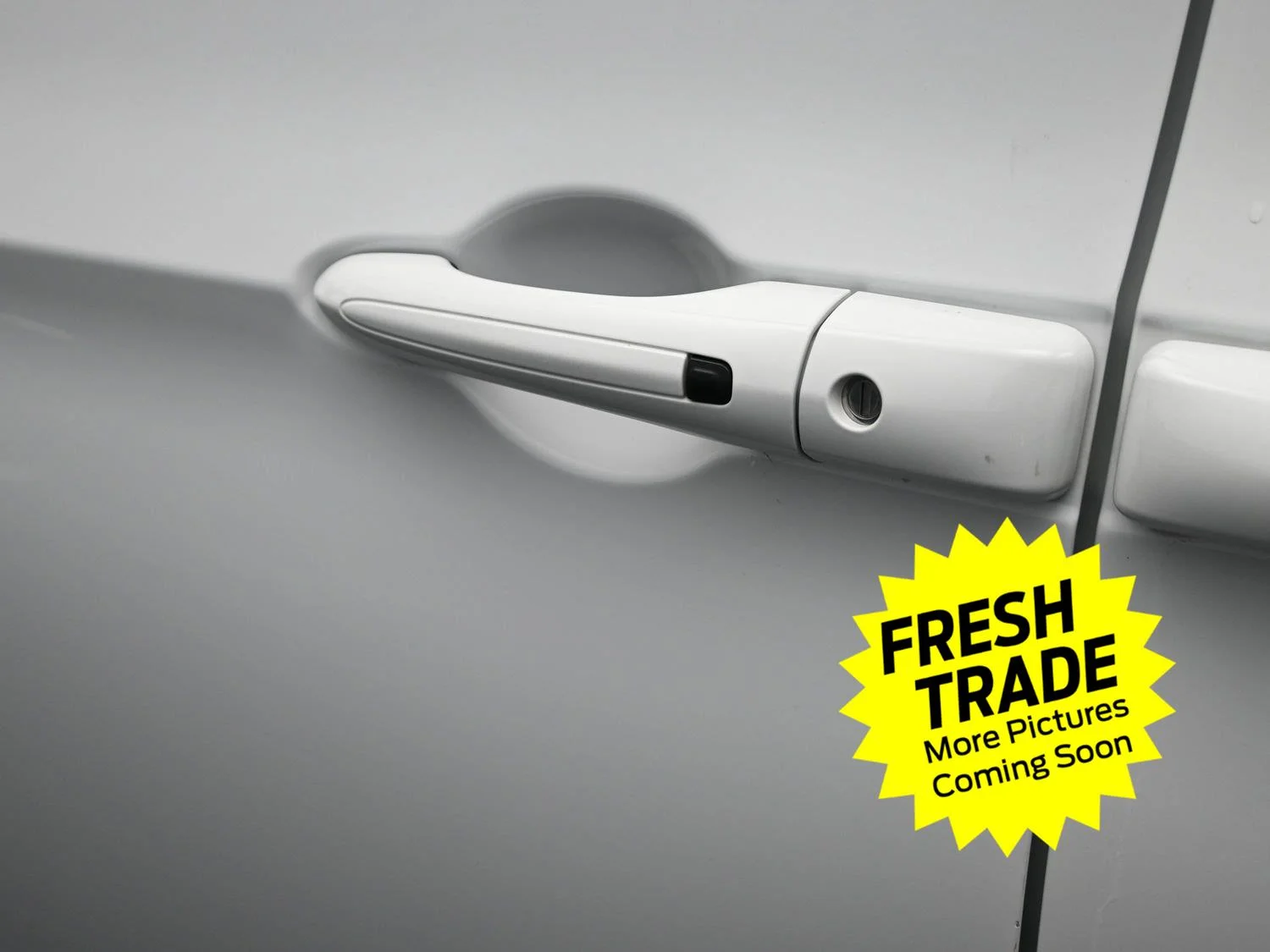 Used 2023 Bright White Clearcoat Chrysler Hybrid Touring L image 15