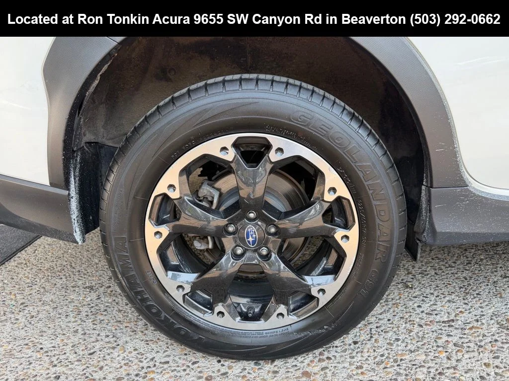 Used 2021 Crystal White Pearl Subaru Premium image 9