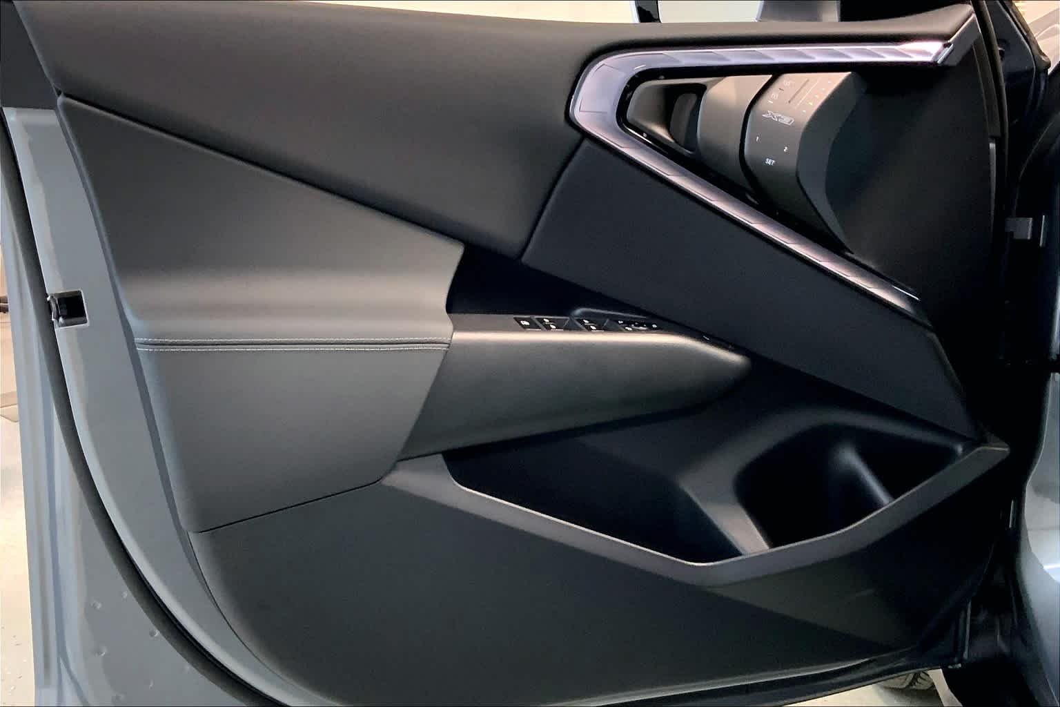 New 2025 C4W/Skyscraper BMW 30 xDrive image 10