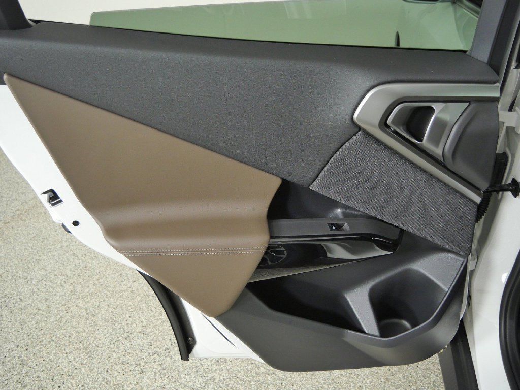 New 2026 Mineral White Metallic BMW 30 xDrive image 29