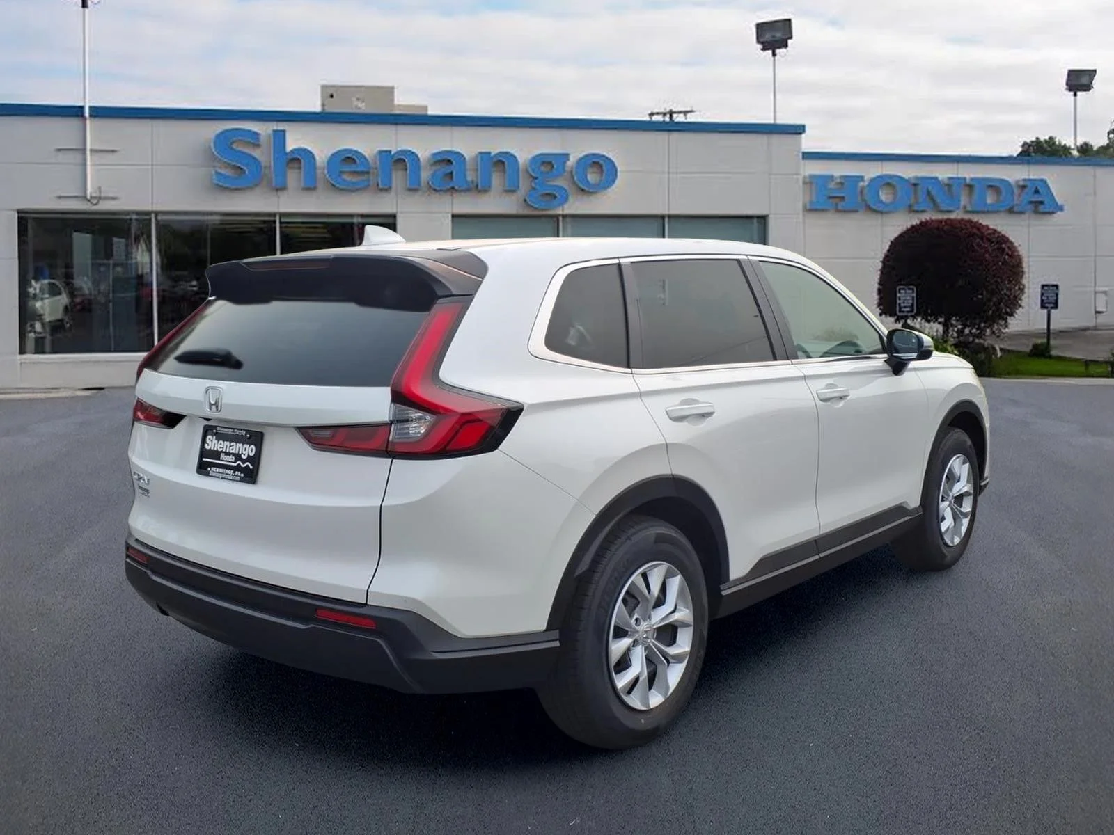 New 2026 Platinum White Pearl Honda LX image 3