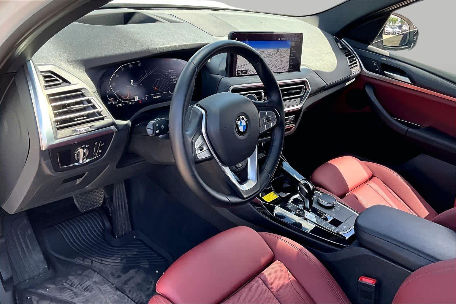 Used 2024 Alpine White BMW xDrive30i image 14