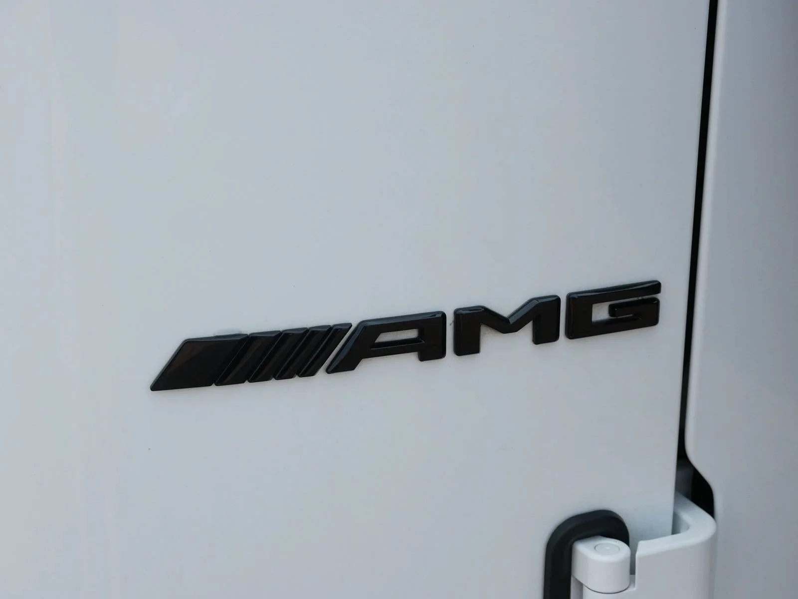 Used 2021 White Mercedes-Benz 4MATIC® image 11