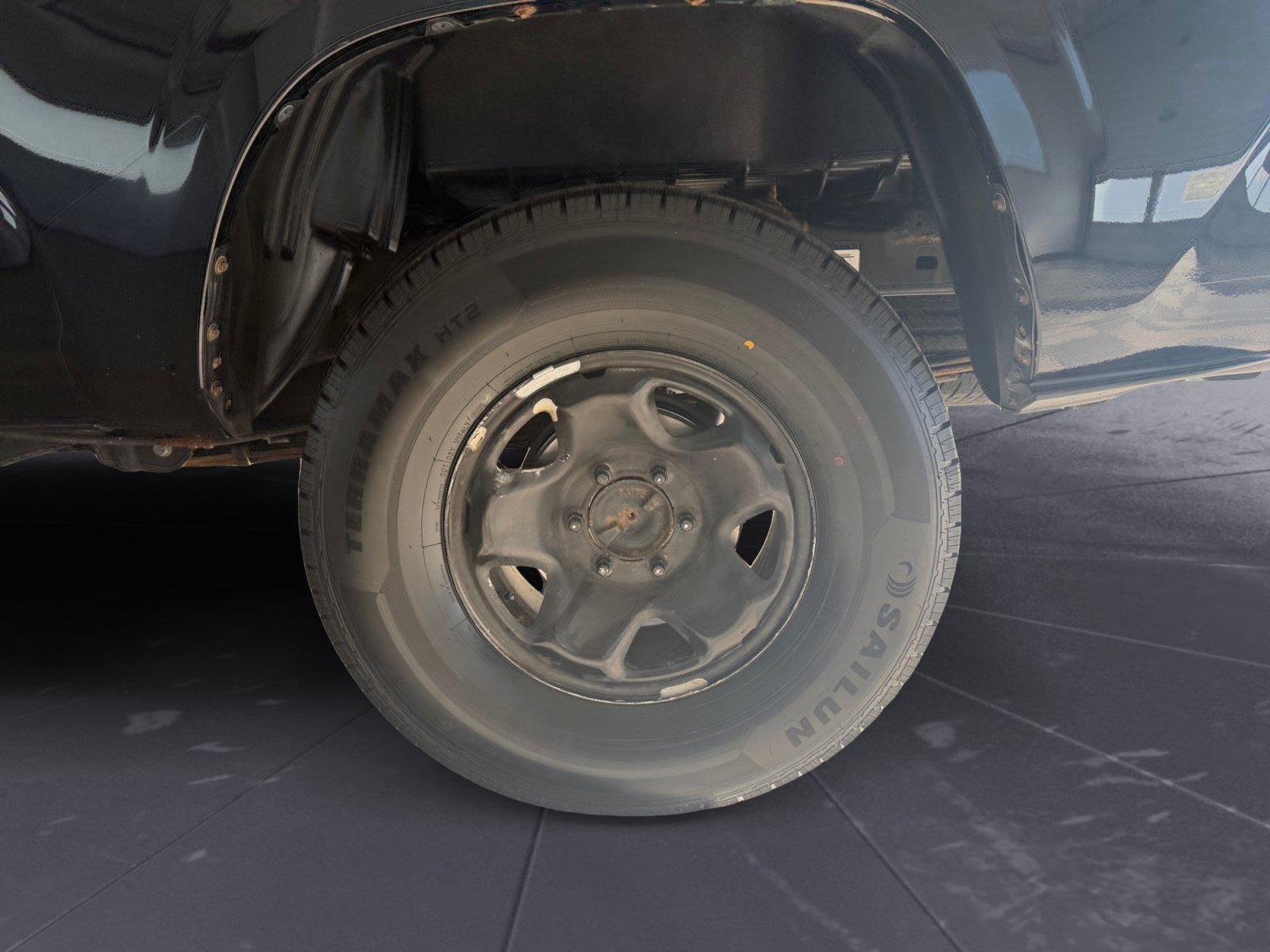 Used 2018 Midnight Black Metallic Toyota SR image 40