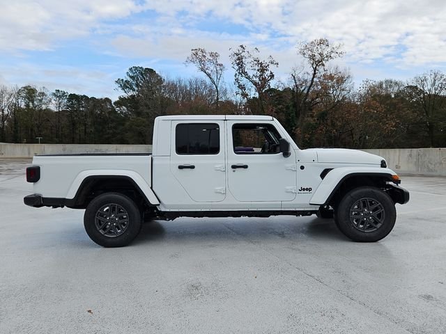 New 2026 Bright White Clear-Coat Exterior Paint Jeep Sport S image 17