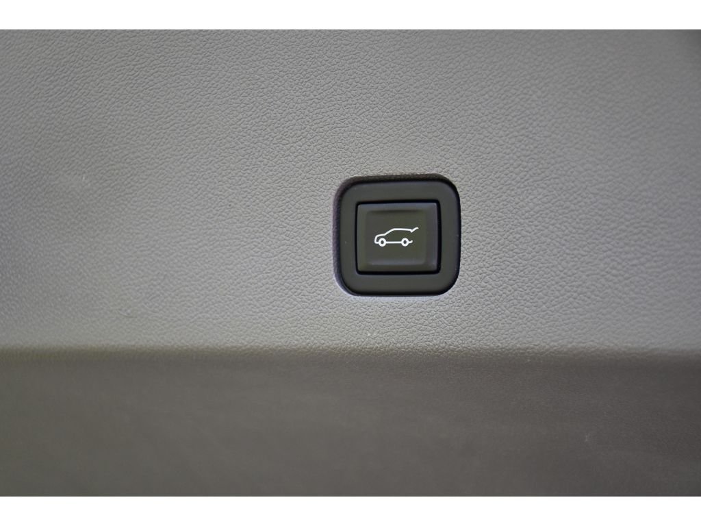 Used 2023 Opulent Blue Metallic Cadillac FWD Premium Luxury image 27