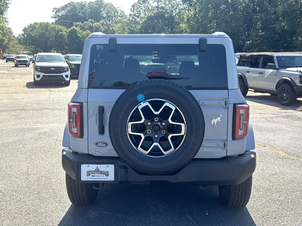 New 2026 Avalanche Gray Ford Outer Banks image 6