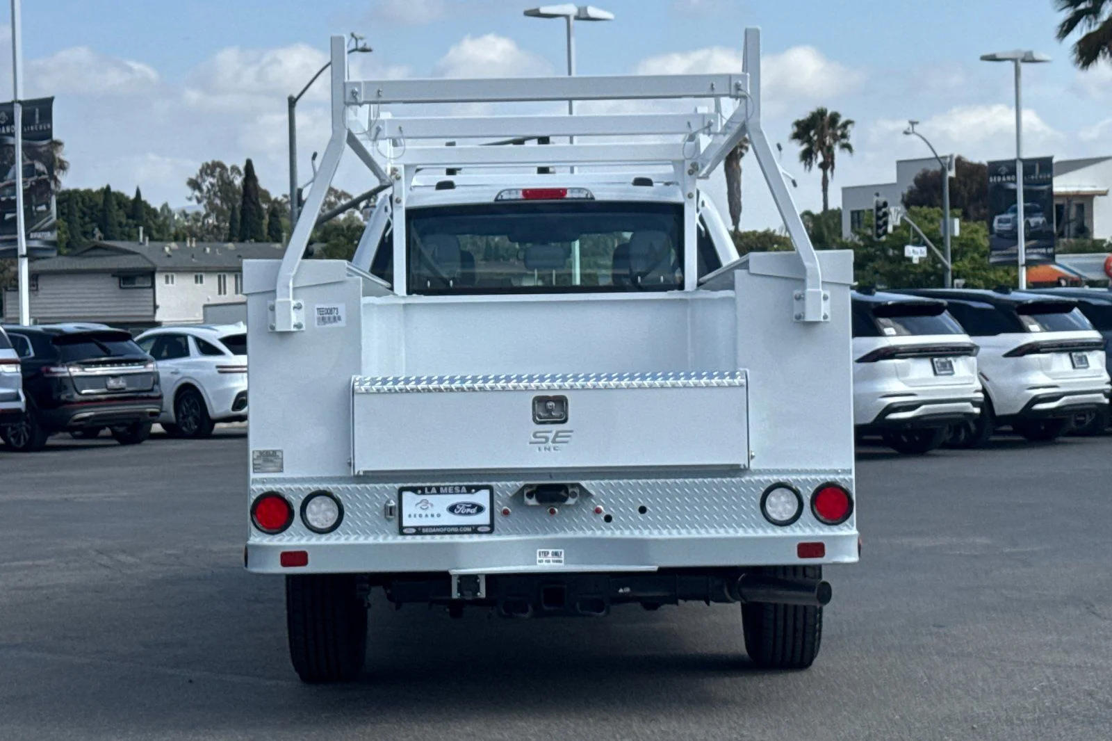 New 2026 Oxford White Ford F-250® XL image 4