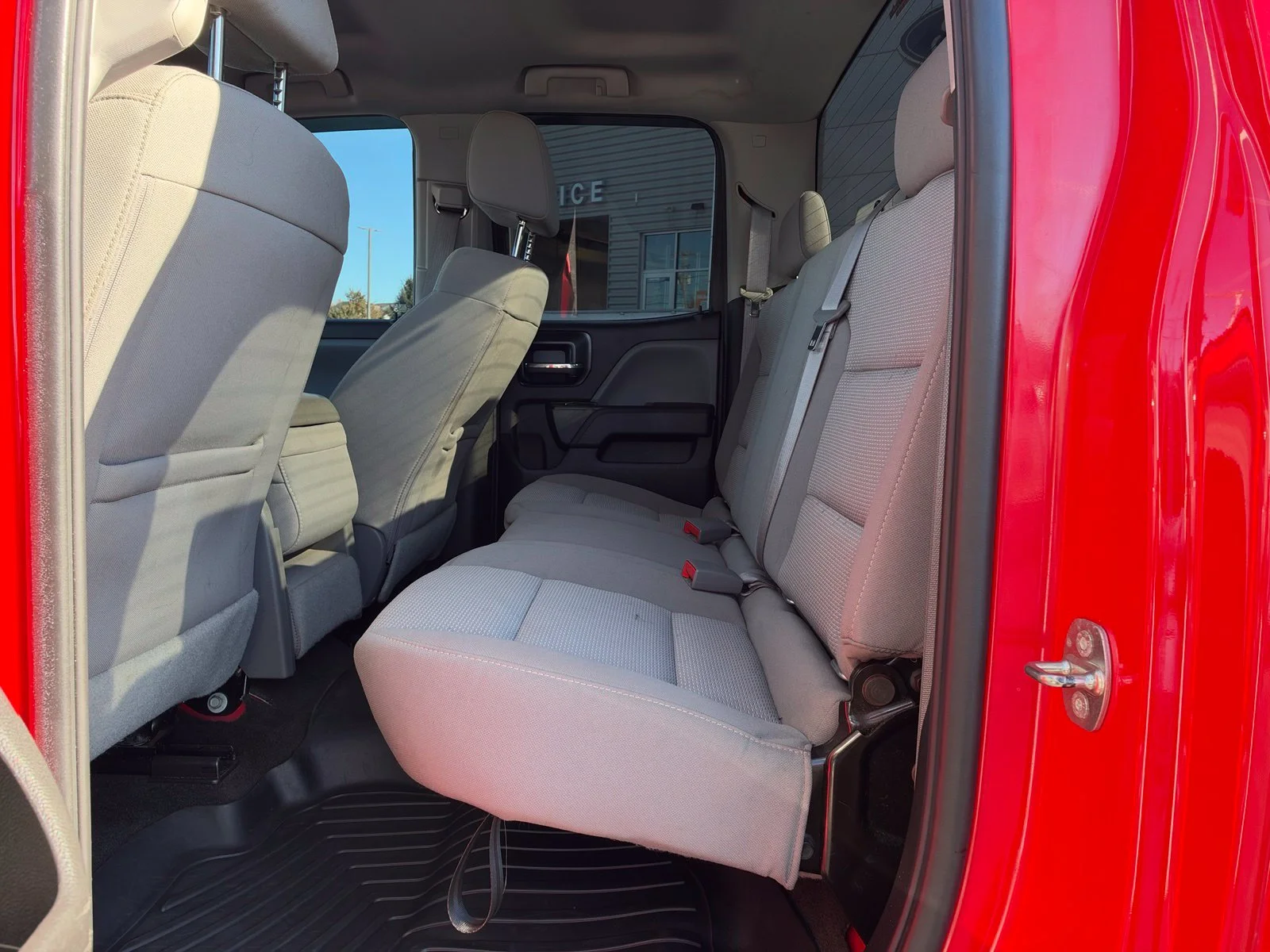 Used 2016 Red Chevrolet Custom image 47