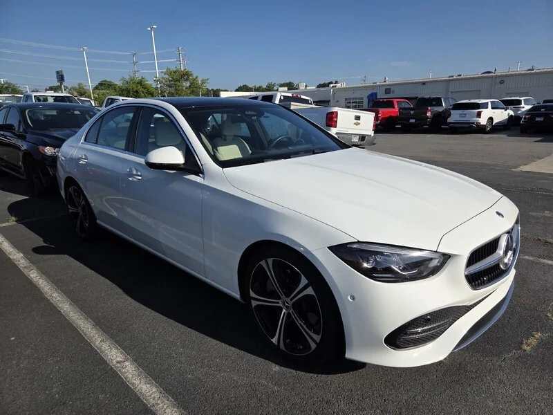 Used 2025 WHITE MERCEDES-BENZ C 300 4MATIC® SEDAN image 3