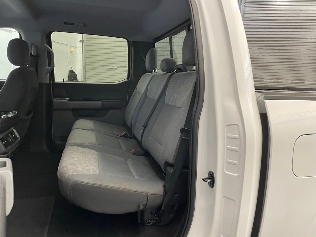 Used 2021 White Ford XLT image 22