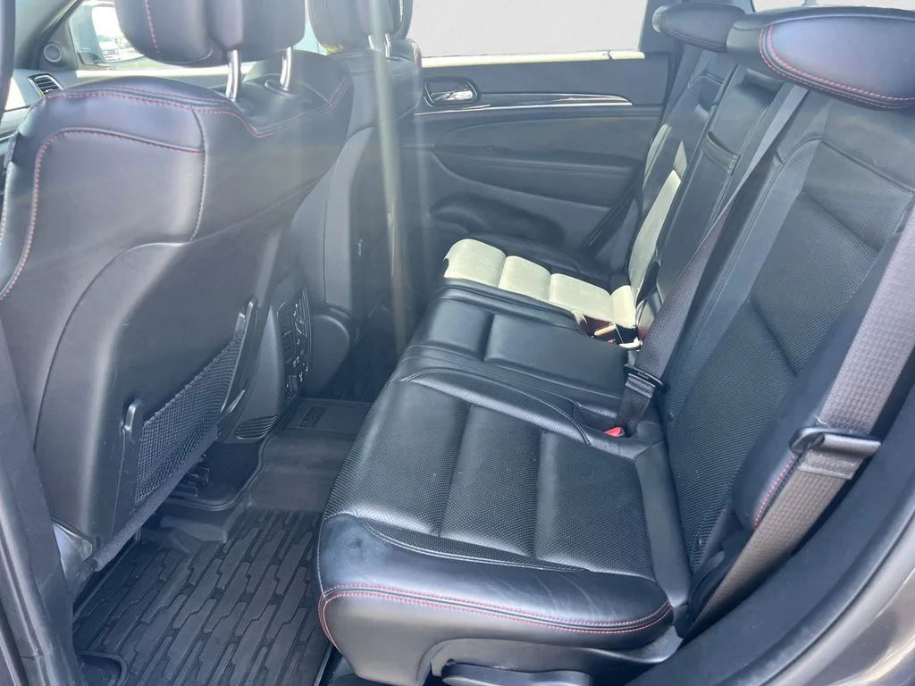 Used 2021 Gray Jeep Trailhawk image 15