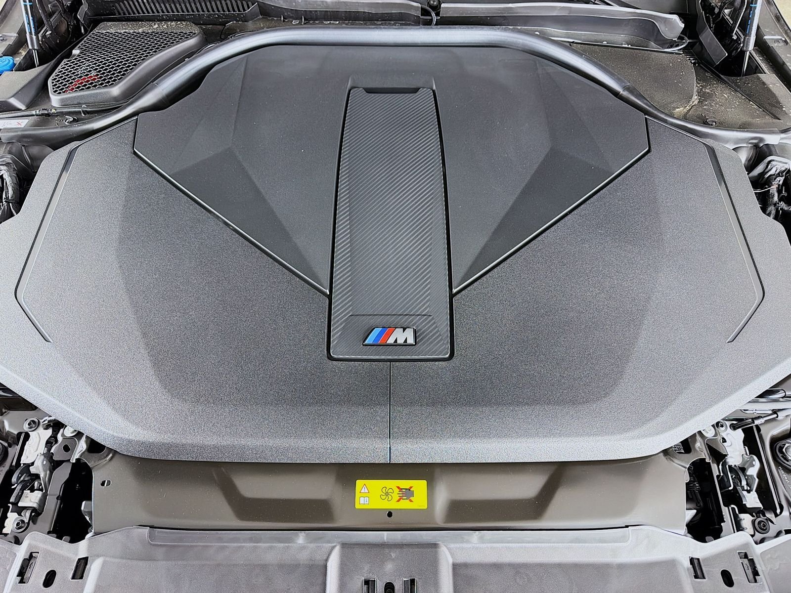 New 2026 Dark Graphite Metallic BMW M60 image 32