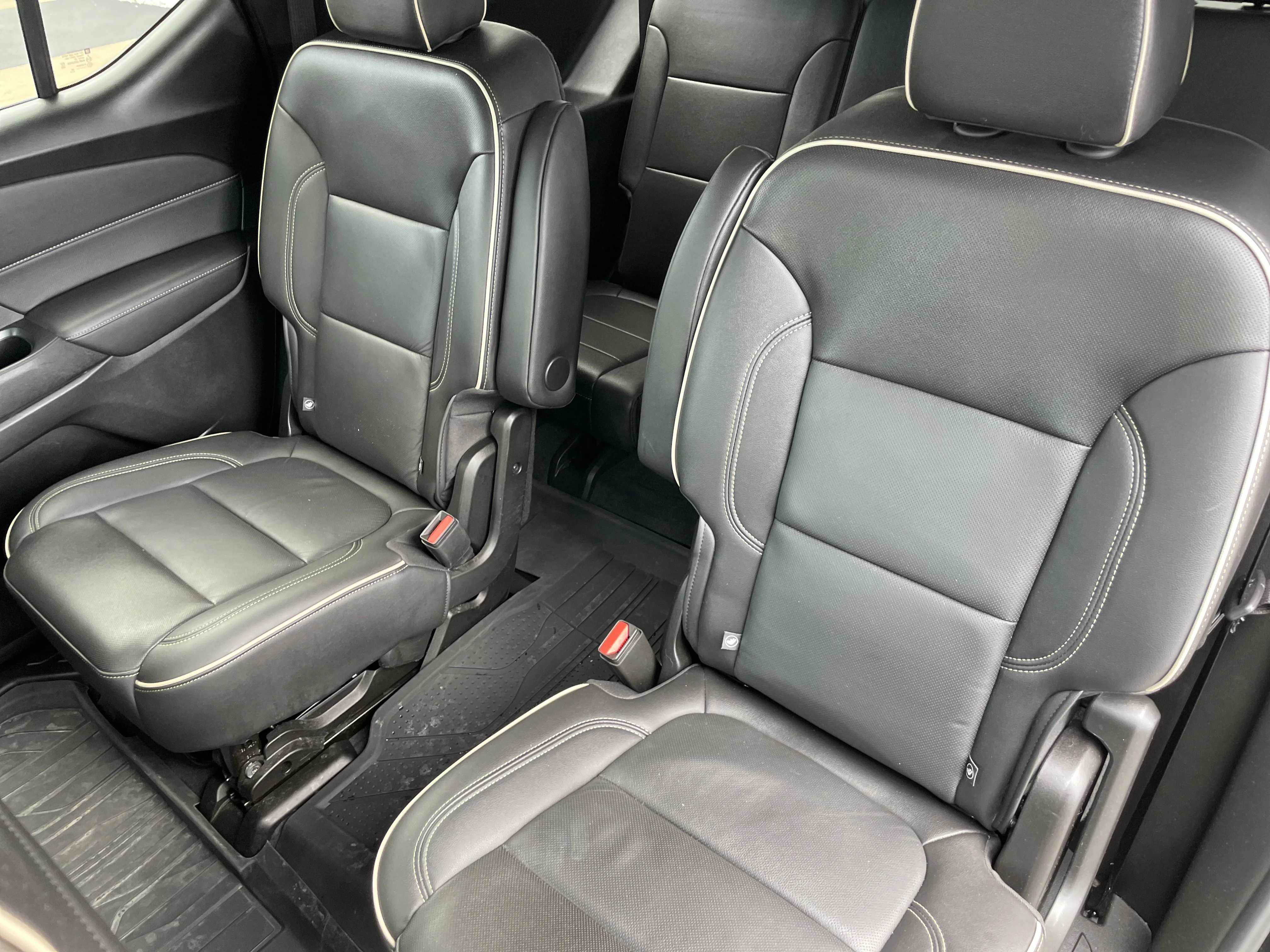 Used 2022 Mosaic Black Metallic Chevrolet Premier image 14
