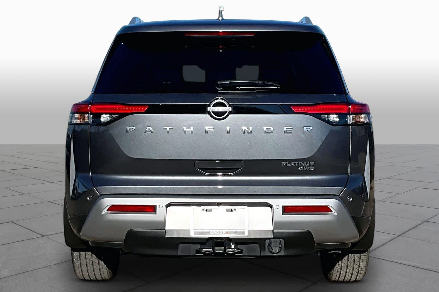 Used 2025 Gun Metallic Nissan Platinum image 5