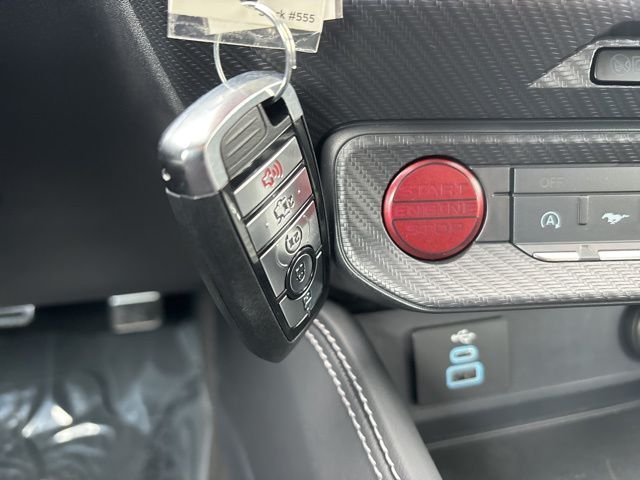 New 2025 Shadow Black Ford EcoBoost Premium image 54