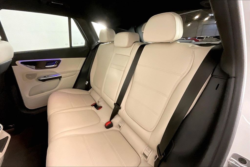 2025 Mercedes-Benz GLC Base - Photo 18
