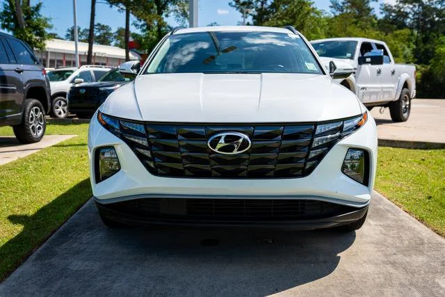 Used 2022 Quartz White Hyundai SEL image 12