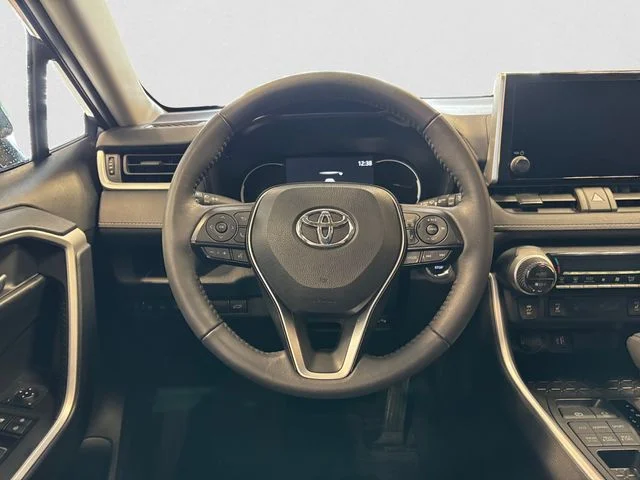 Used 2025 Gray Toyota XLE image 13