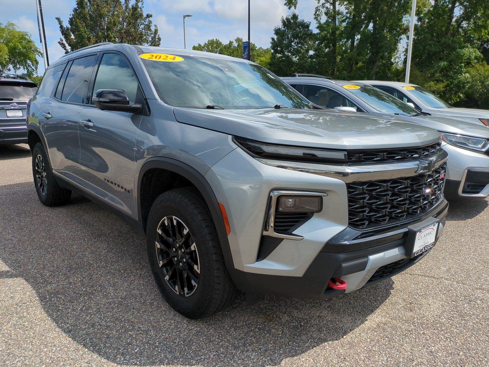 Used 2024 Stardust Metallic Chevrolet AWD Z71 image 2