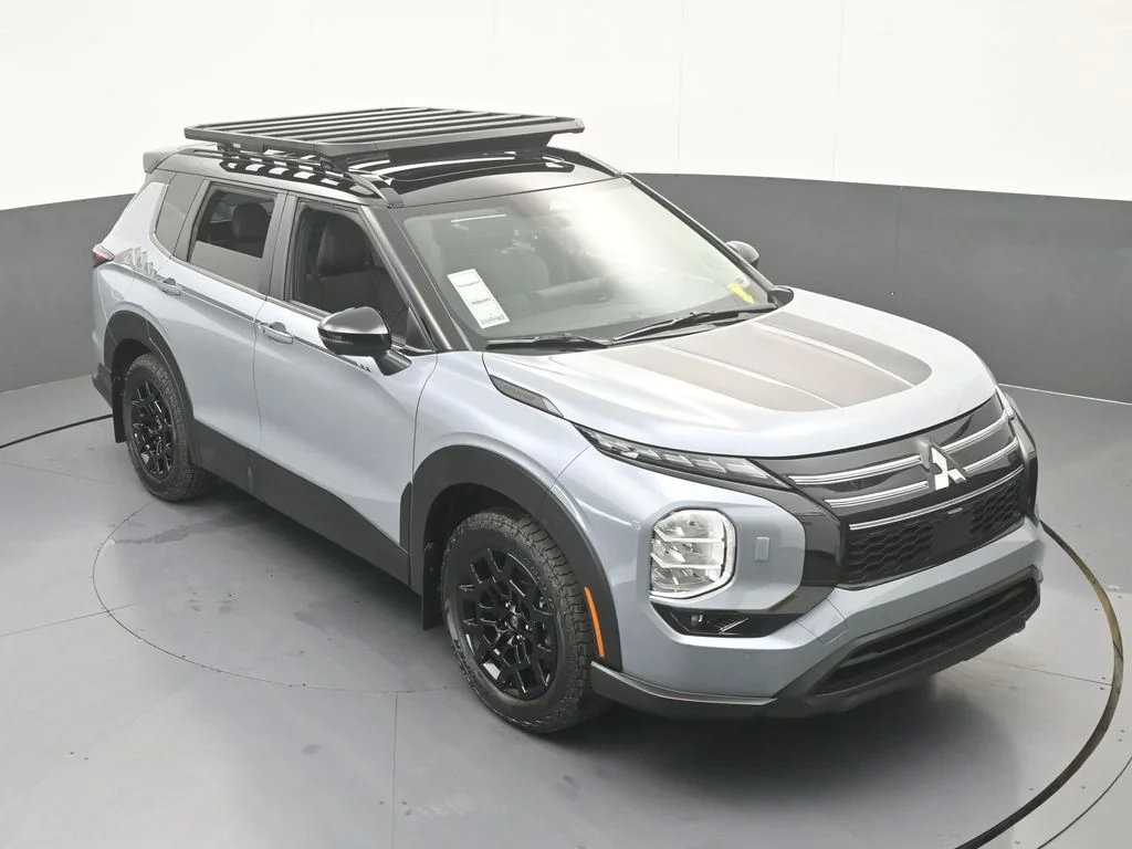 2025 Mitsubishi Outlander Trail Edition - Photo 66