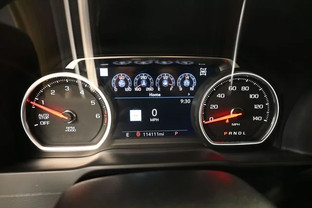 Used 2020 Beige Chevrolet High Country image 28