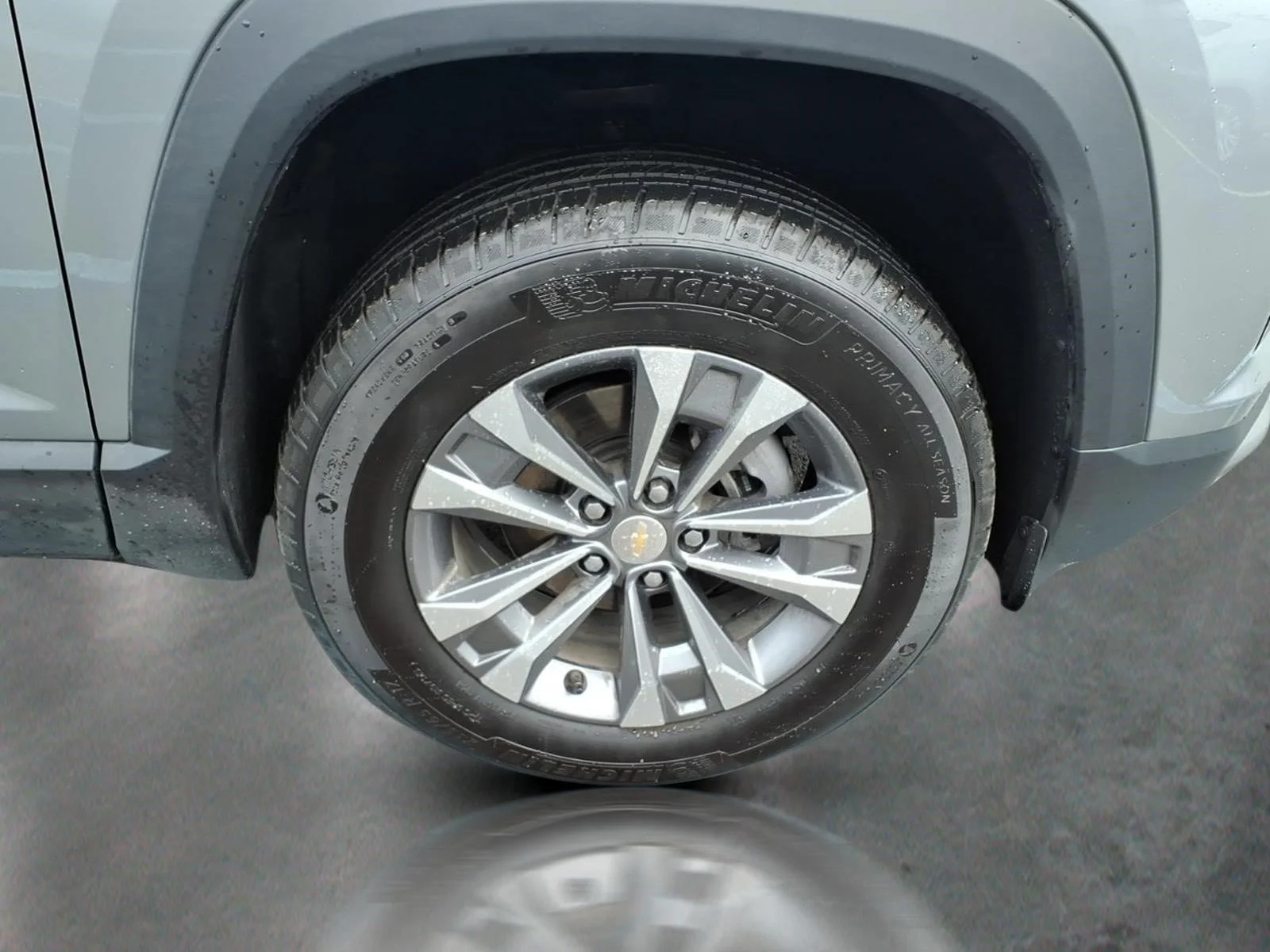 Used 2026 Sterling Gray Metallic Gxd Chevrolet LT image 10
