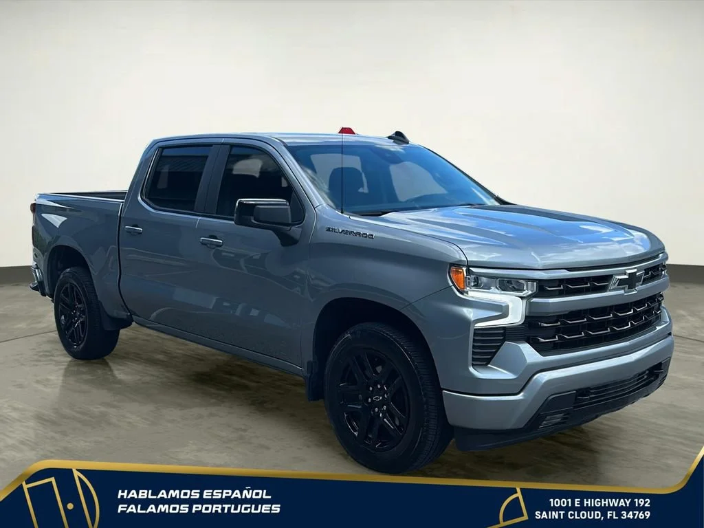 Used 2025 Sterling Gray Metallic Chevrolet RST image 8