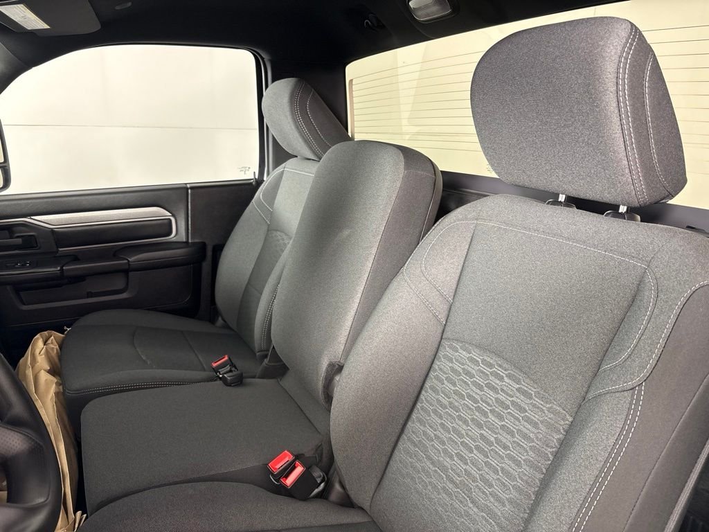 New 2026 Bright White Clearcoat RAM Tradesman image 19