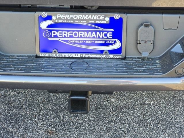 New 2026 Granite Crystal Metallic Clear-Coat Exterior Paint RAM Laramie image 30