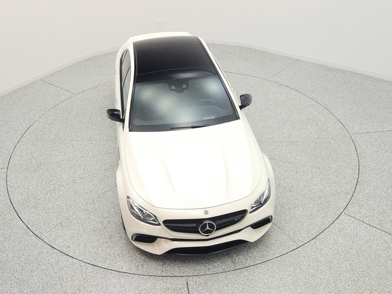 Used 2019 designo Diamond White Metallic Mercedes-Benz AMG® E 63 S 4MATIC+ Sedan image 24