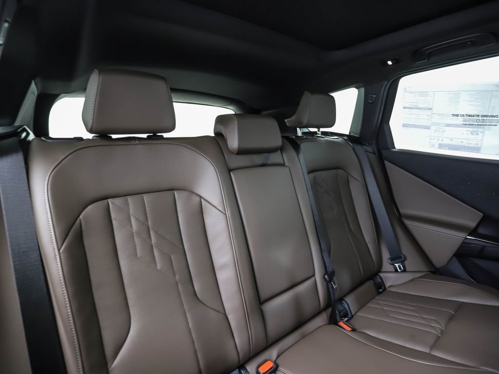 New 2026 Gray Metallic BMW 30 xDrive image 27