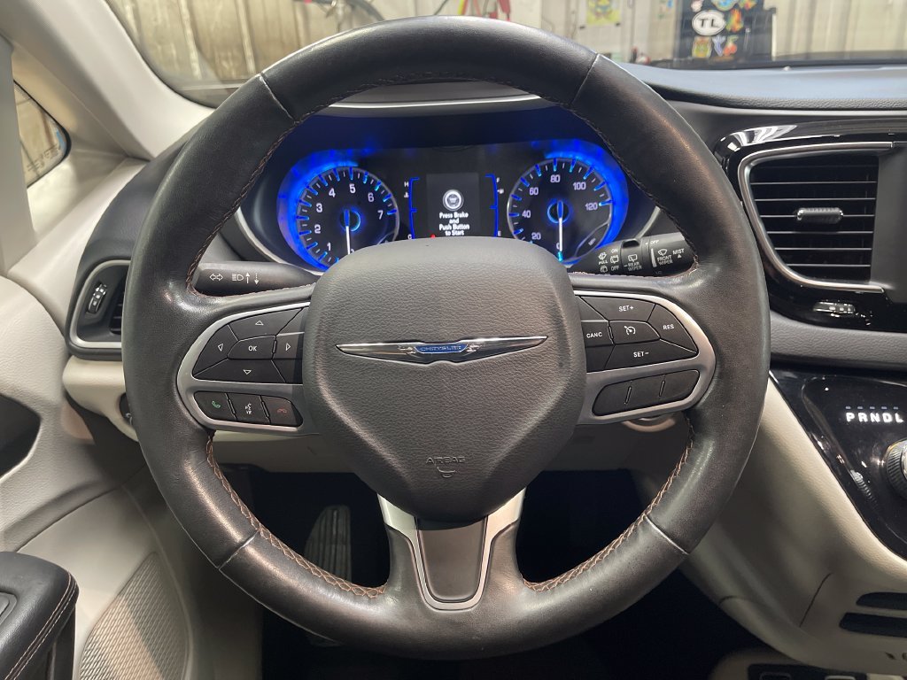 Used 2020 Blue Chrysler Touring image 20