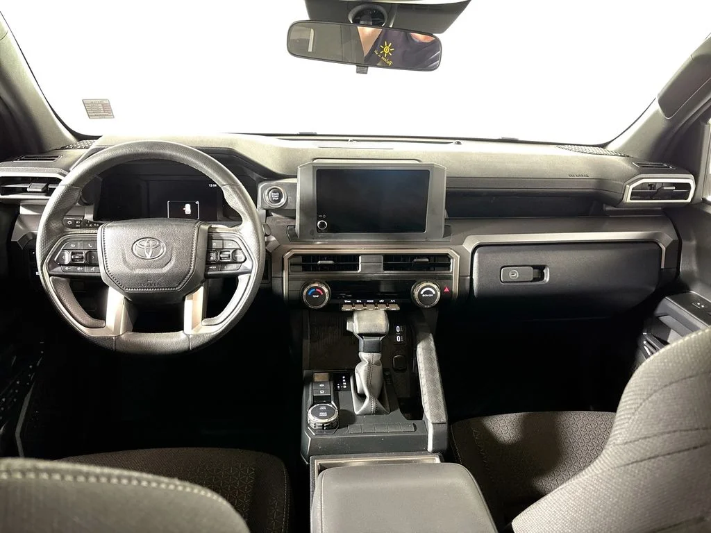 Used 2025 White Toyota SR5 image 12