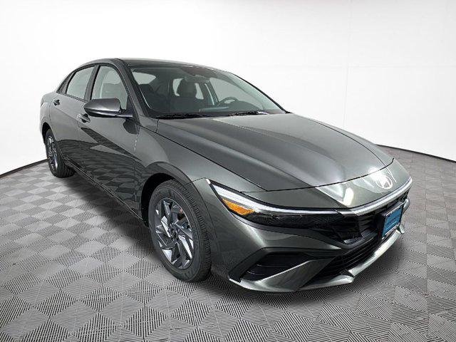 New 2026 Gray Hyundai Blue image 4
