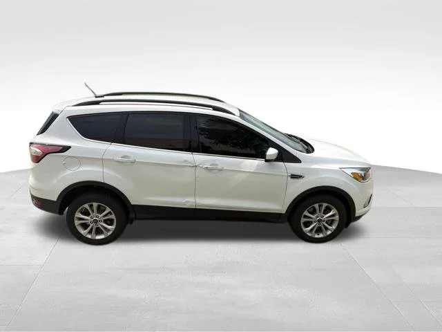 Used 2018 White Ford SE image 2
