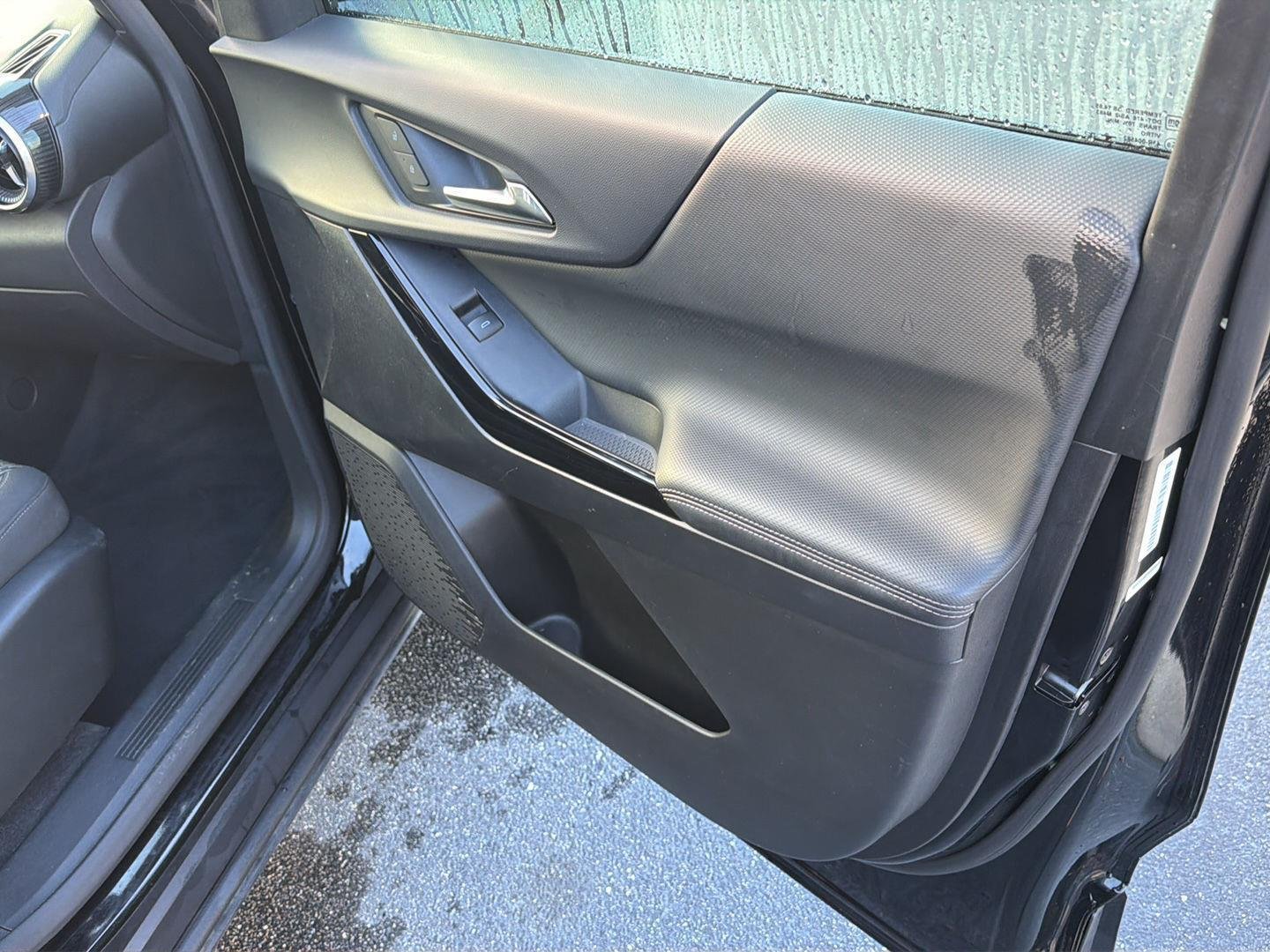Used 2025 Mosaic Black Metallic Chevrolet FWD LT image 14