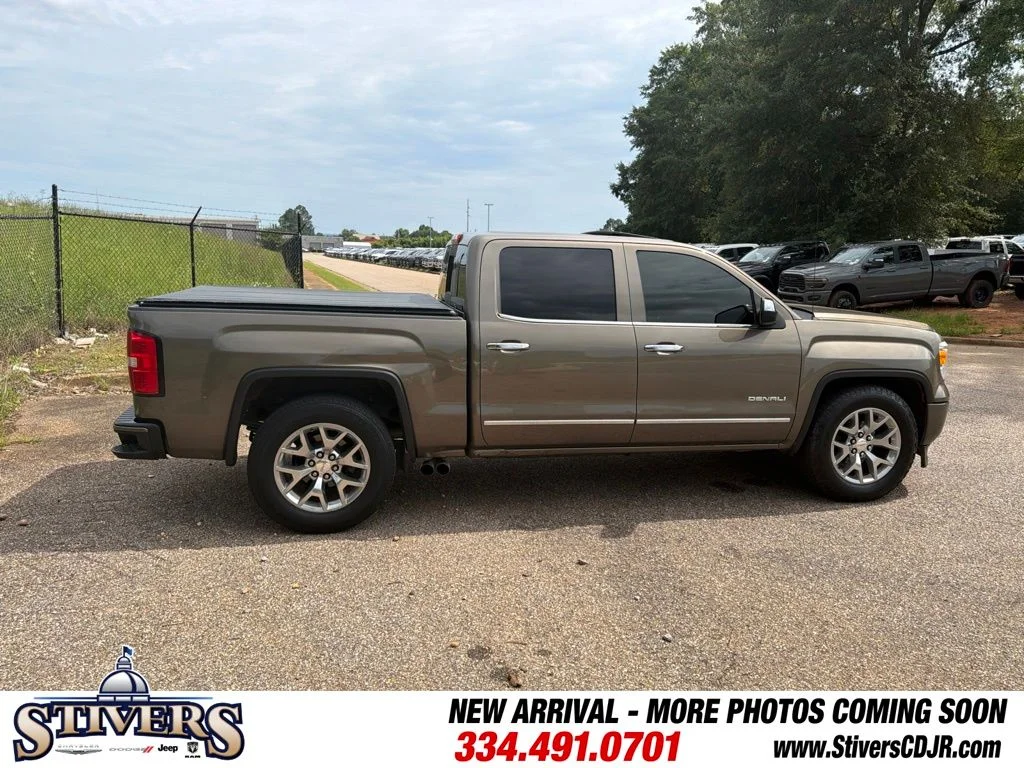 Used 2015 Brown GMC Denali image 6