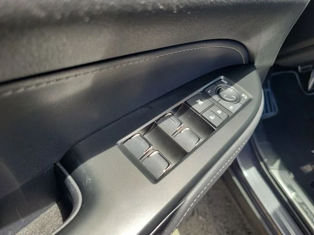 Used 2022 Gray Lexus 350 F SPORT Handling image 18