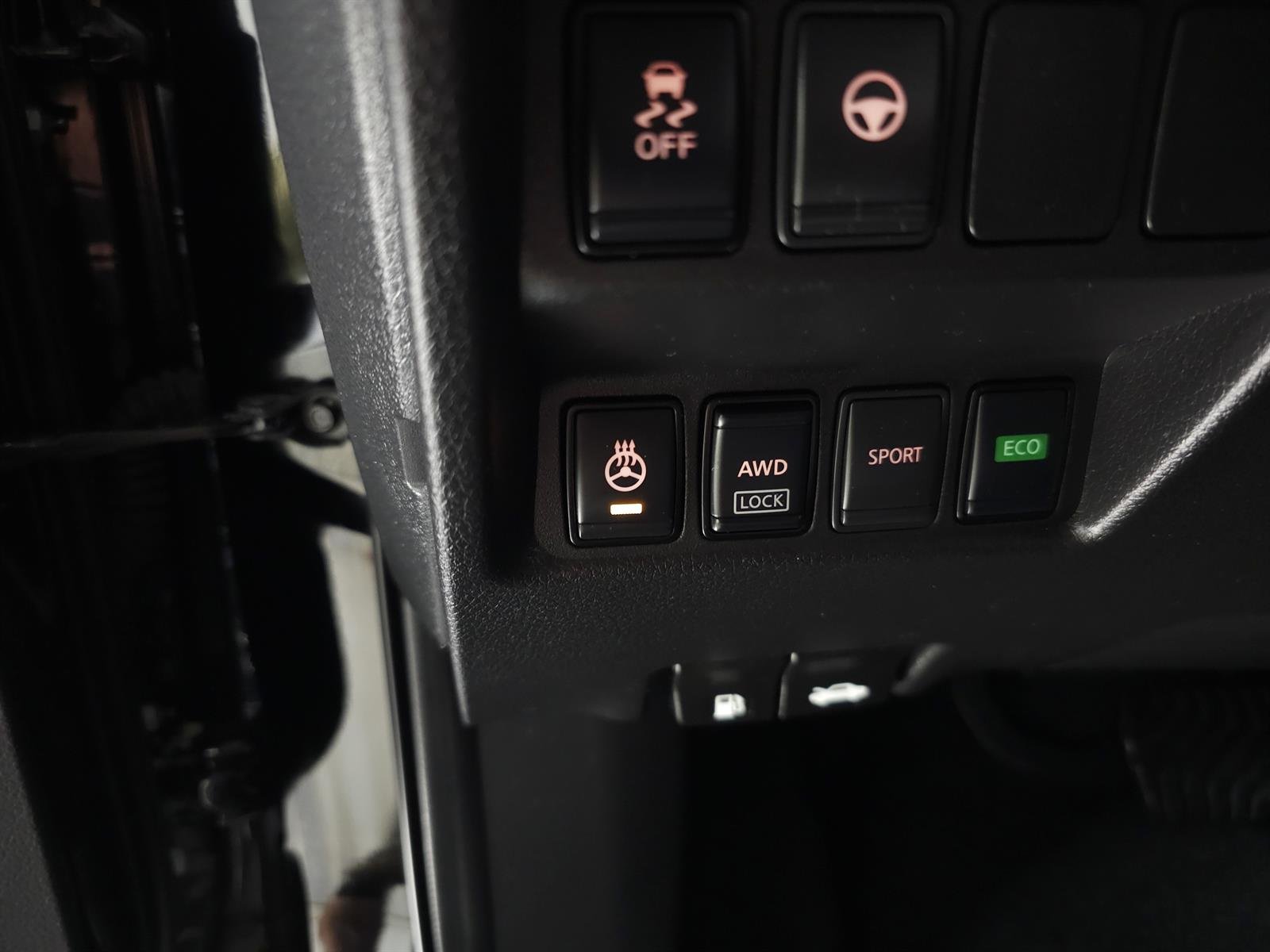 Used 2020 Magnetic Black Pearl G41 Nissan SL image 19