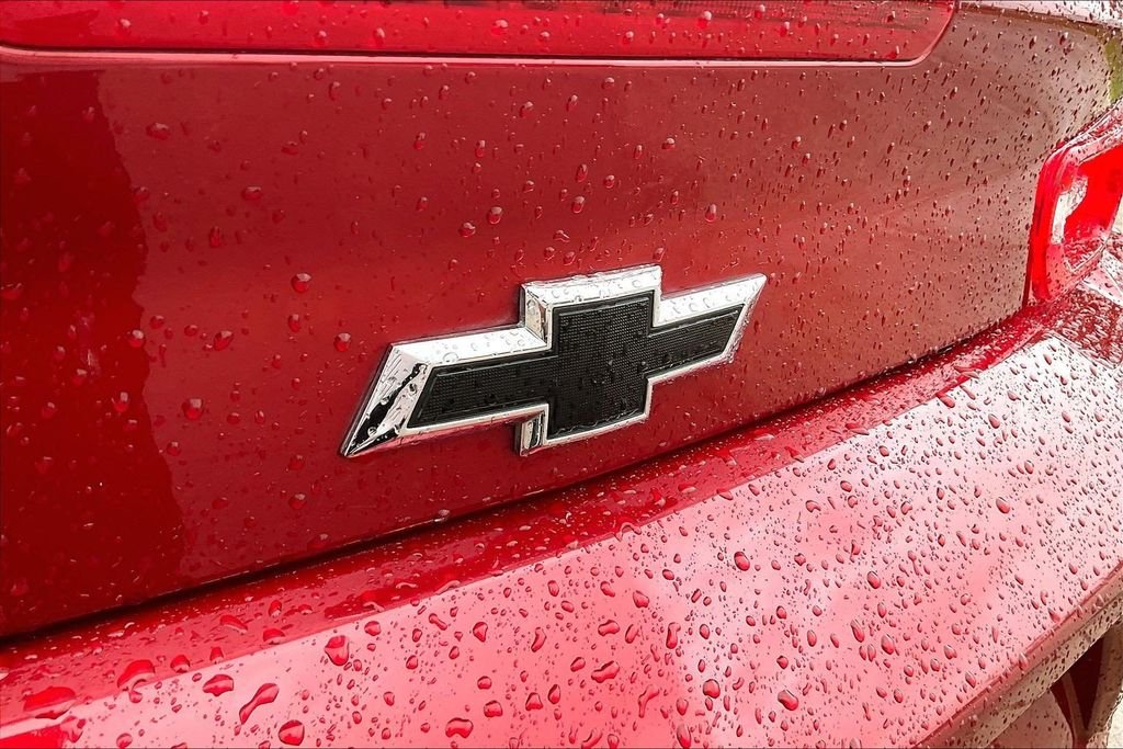 Used 2021 Red Chevrolet 1LT image 25