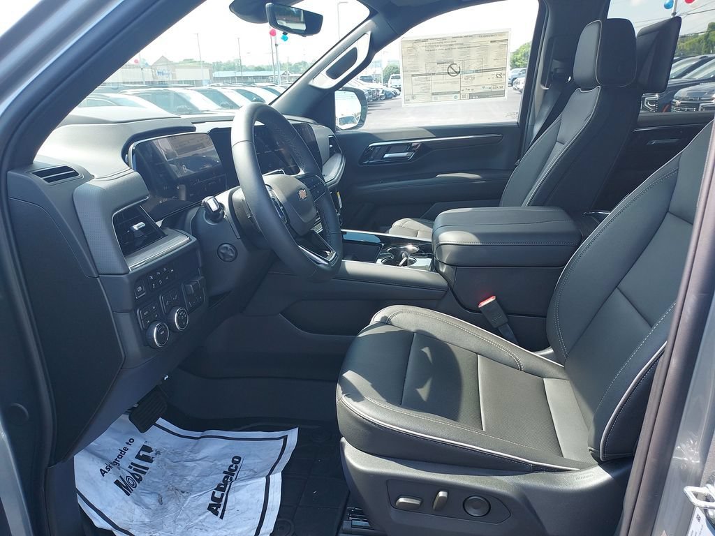 2026 Chevrolet Tahoe Premier - Photo 12